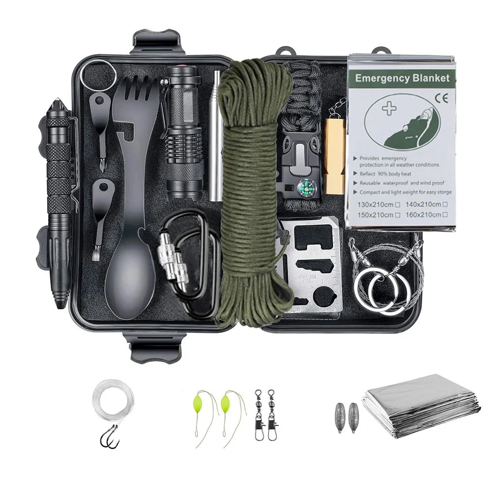 Kit de survie multifonction SONORA avec couteau, lampe, sifflet et accessoires pour l'extérieur et l'urgence.